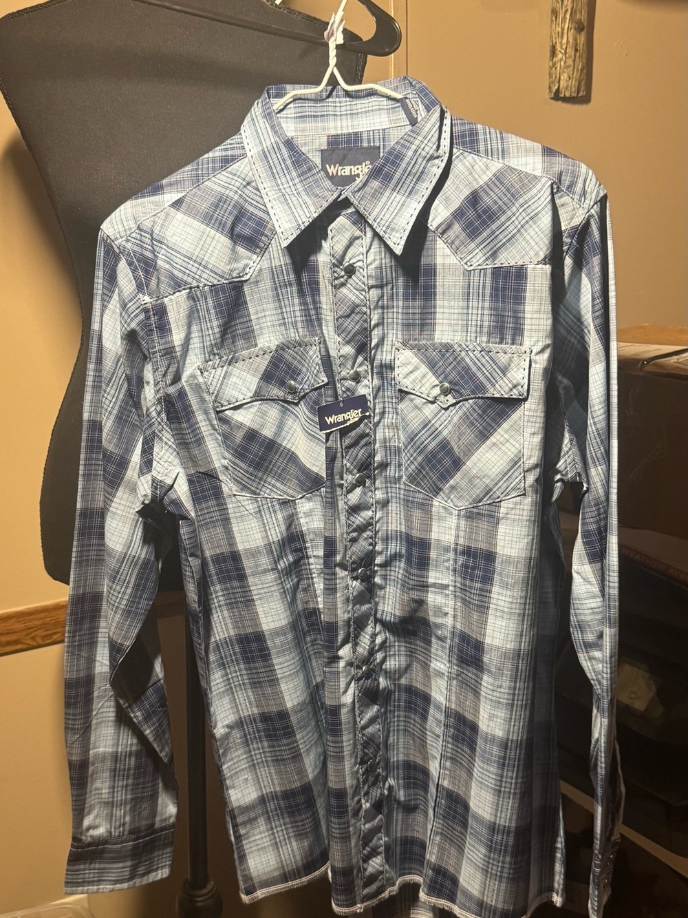 Wrangler Men's Navy and Light Blue Plaid Button-Down Shirt